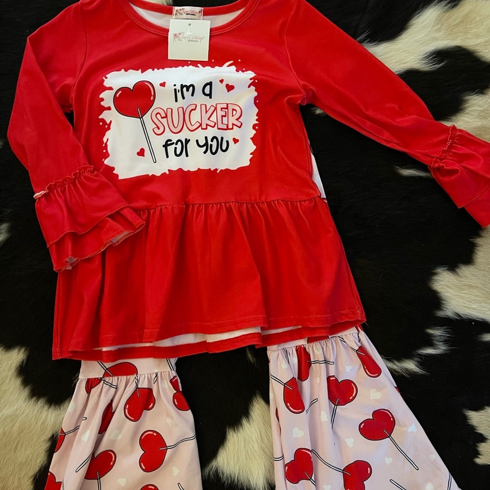 Clover Cottage 4t sucker 4 you ruffle outfit